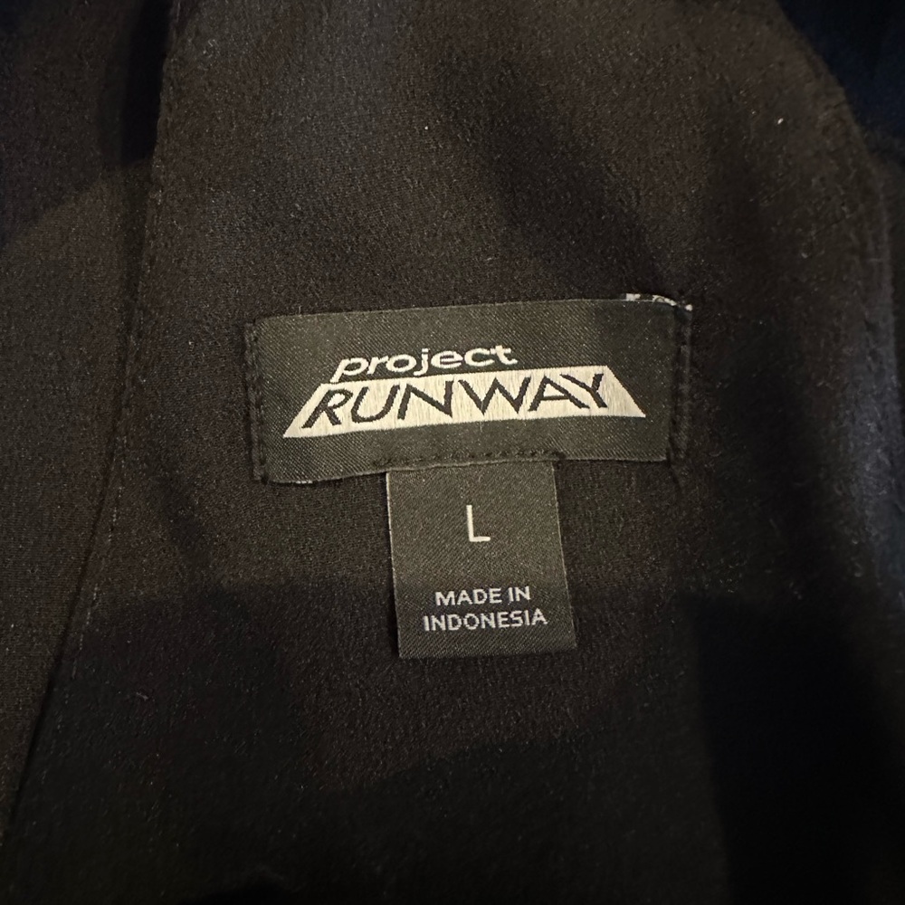 Project RUNWAY B/W Dress - Picture 5 of 6